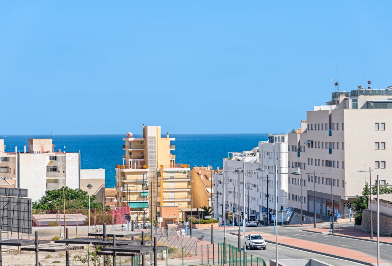 Resale - Apartment / flat - El Campello - El Amerador