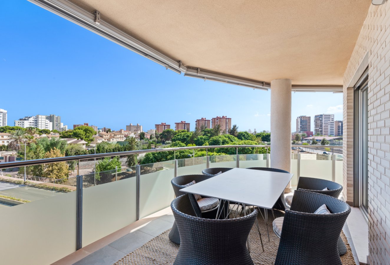 Resale - Apartment / flat - El Campello - El Amerador