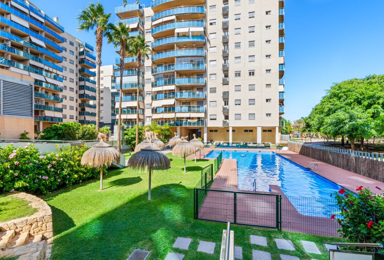 Resale - Apartment / flat - El Campello - El Amerador