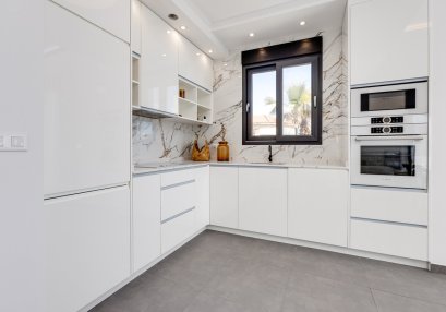 Reventa - Casa - Torrevieja