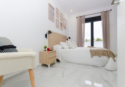 Resale - House - Torrevieja